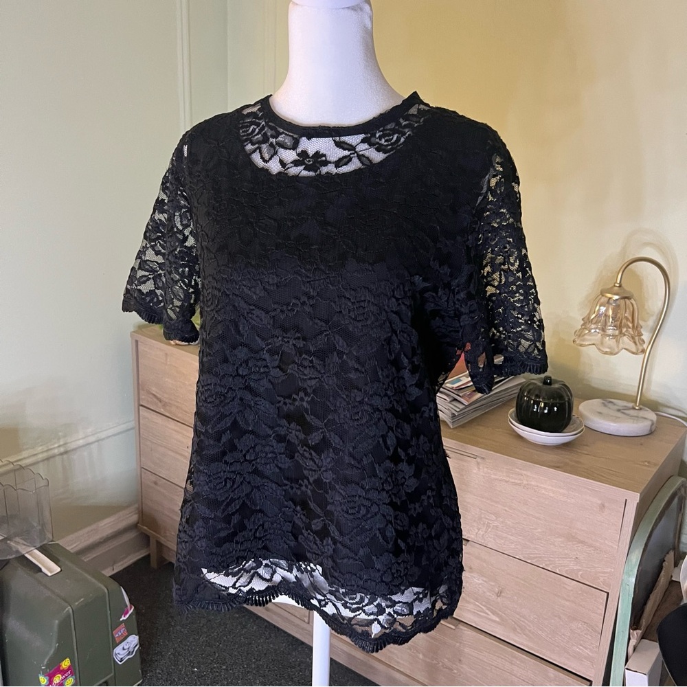 Black Lace Lined Short-Sleeve Blouse Round-Neck Modest Shirt Formal Top Sz S-M